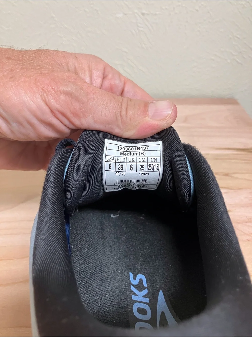 Brooks Ghost Light Blue and Black Running Sneakers